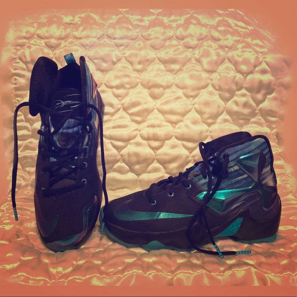 Nike LeBron 13 Sudden Impact shoes 808709-003